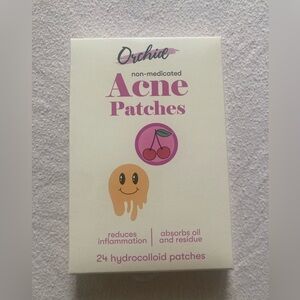 Hydrocolloid Acne Patches
